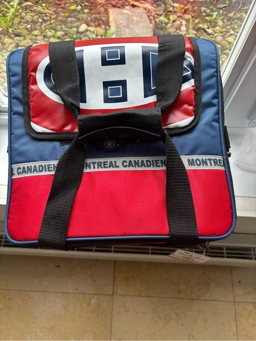 NHL Montreal Canadiens Red and Blue Lunch Bag - Picture 3 of 16